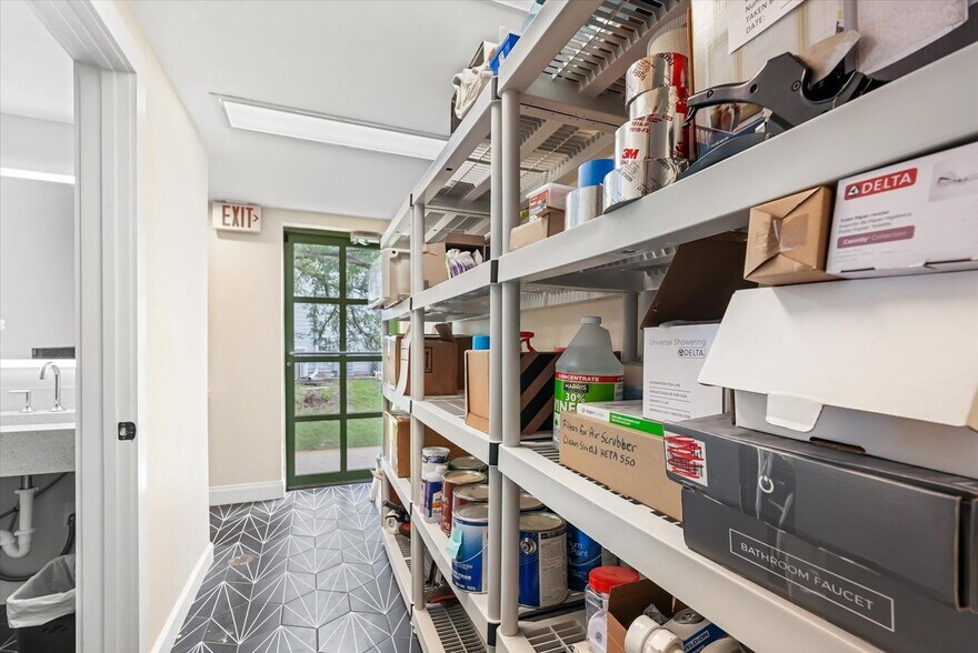 More Photos Of 141 Parliament Loop, Lake Mary Office For Sale