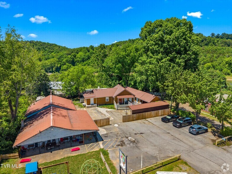 More Photos Of 3415 Tn-66, Rogersville Freestanding For Sale