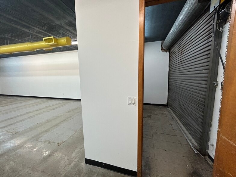 More Photos Of 20101-20161 NE 16th Pl, Miami Loft Creative Space For Sale