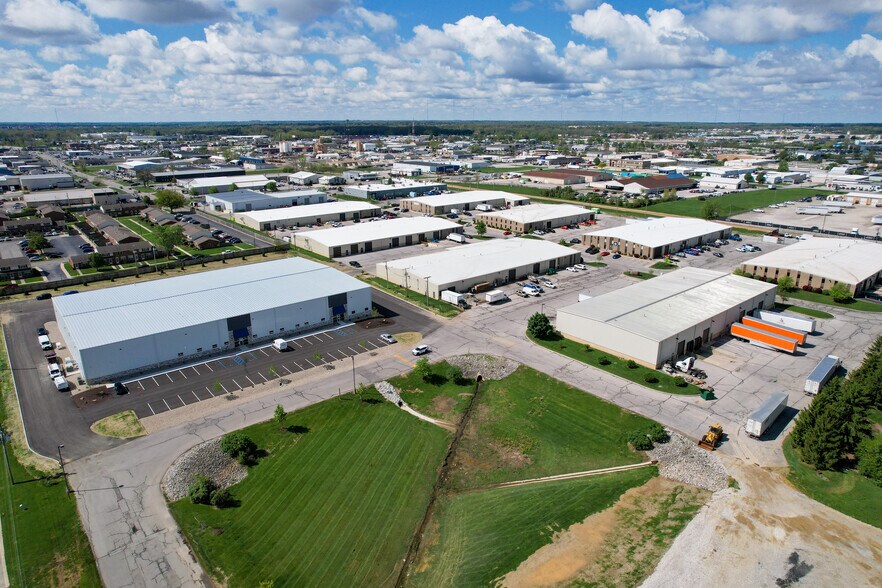 More Photos Of 5230 Keystone Dr, Fort Wayne Distribution For Lease