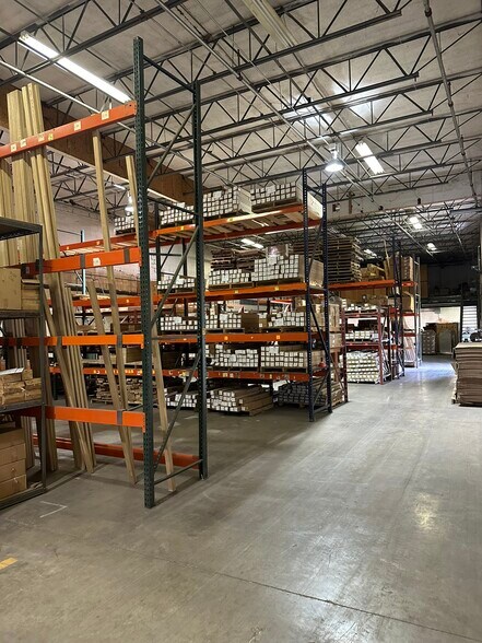 More Photos Of 126 New Pace Rd, Newcomerstown Warehouse For Sale