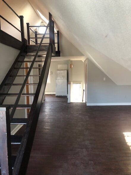 More Photos Of 85 Goodwill Ave, Meriden Apartments For Sale