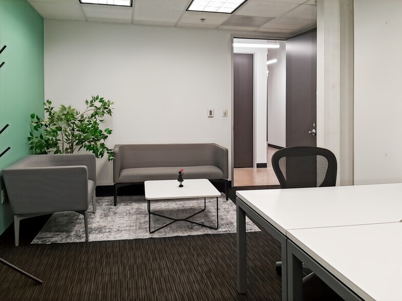 More Photos Of 342 N Water St, Milwaukee Coworking Space