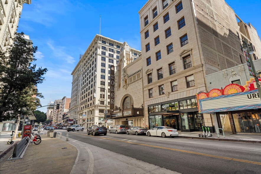More Photos Of 808 S Broadway, Los Angeles Office For Lease