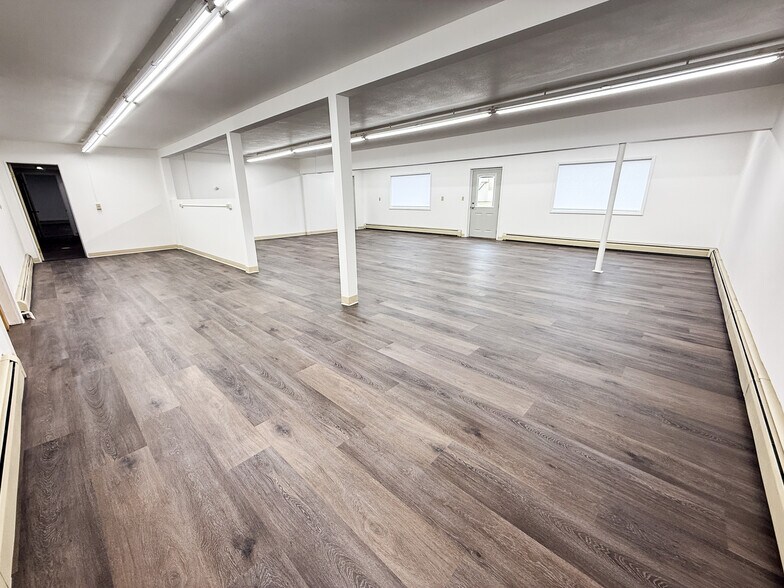More Photos Of 138 1st St, Malta Office For Sale