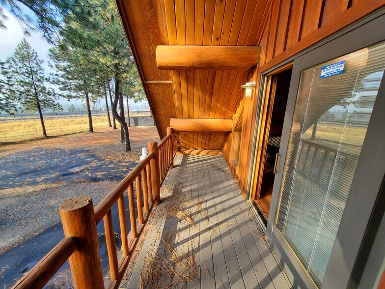 More Photos Of 4020 N Huetter Rd, Coeur d'Alene Flex For Lease