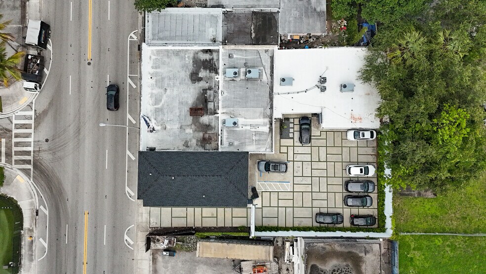 More Photos Of 530 NW 54th St, Miami Office For Sale