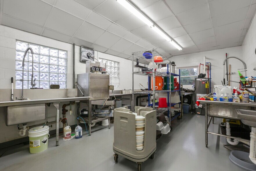 More Photos Of 5734 Durbin Rd, Bellville Specialty For Sale