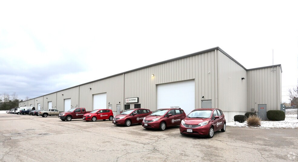 More Photos Of 215 Plain St, North Attleboro Warehouse For Lease