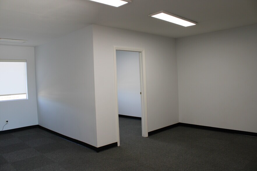 More Photos Of 370 W 6th St, San Bernardino Loft Creative Space For Lease