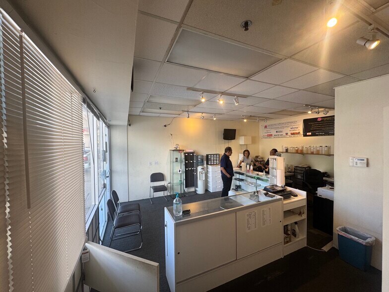 More Photos Of 97-719 Kamehameha Hwy, Pearl City Office For Lease