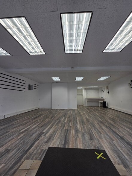 More Photos Of 291 Bloomfield Ave, Caldwell Storefront Retail Office For Lease