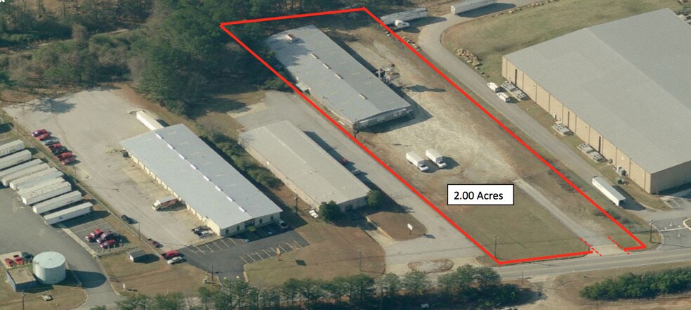 More Photos Of 2569 Stone Mountain Lithonia Rd, Lithonia Warehouse For Lease