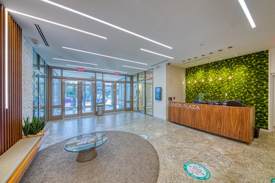 More Photos Of 3384 Peachtree Rd NE, Atlanta Loft Creative Space For Lease