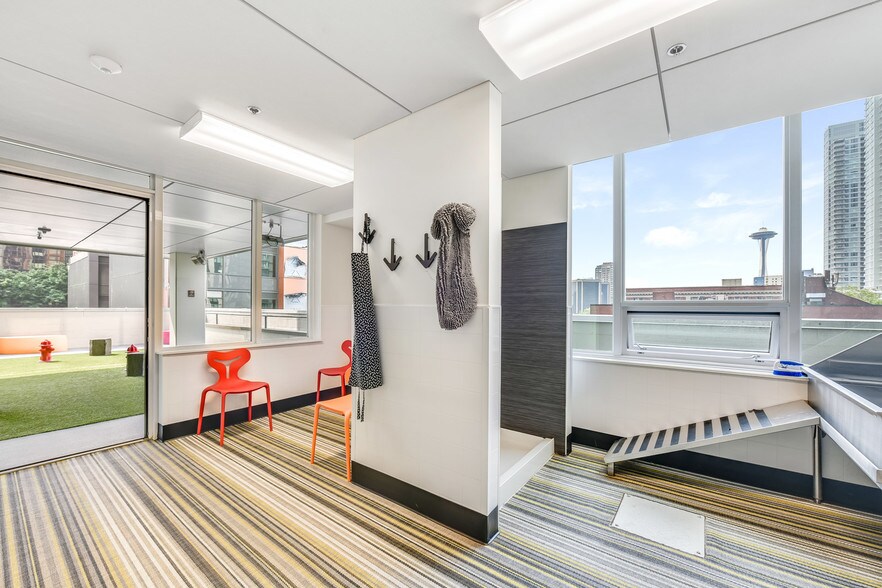 More Photos Of 2105 5th Ave, Seattle Apartments For Lease