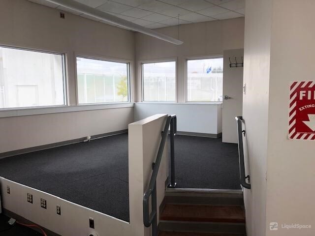 More Photos Of 541 Eastern Point Rd, Groton Office For Lease