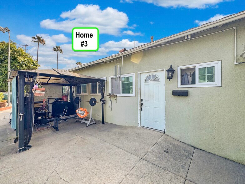 More Photos Of 7736 Sugar Dr, Huntington Beach Apartments For Sale