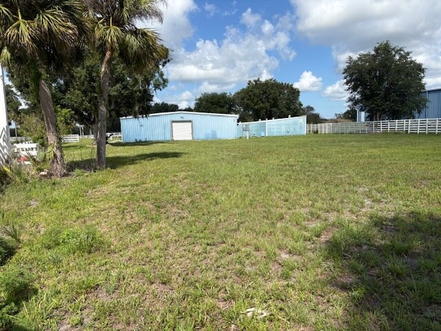 More Photos Of 952 Kenansville, Kenansville Warehouse For Lease