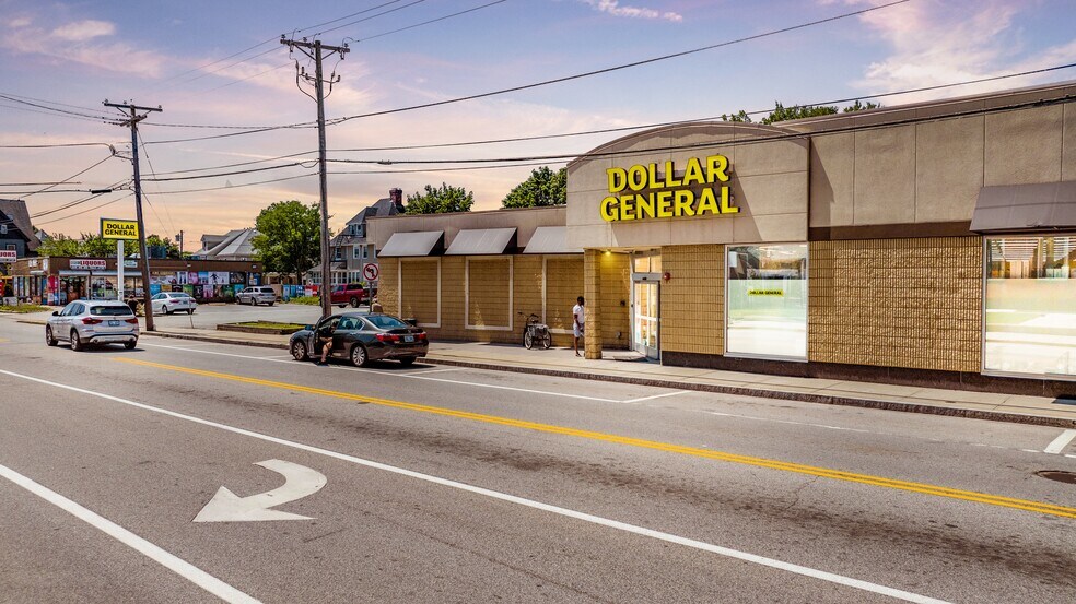 More Photos Of 400 Broad St, Central Falls Research And Development For Sale