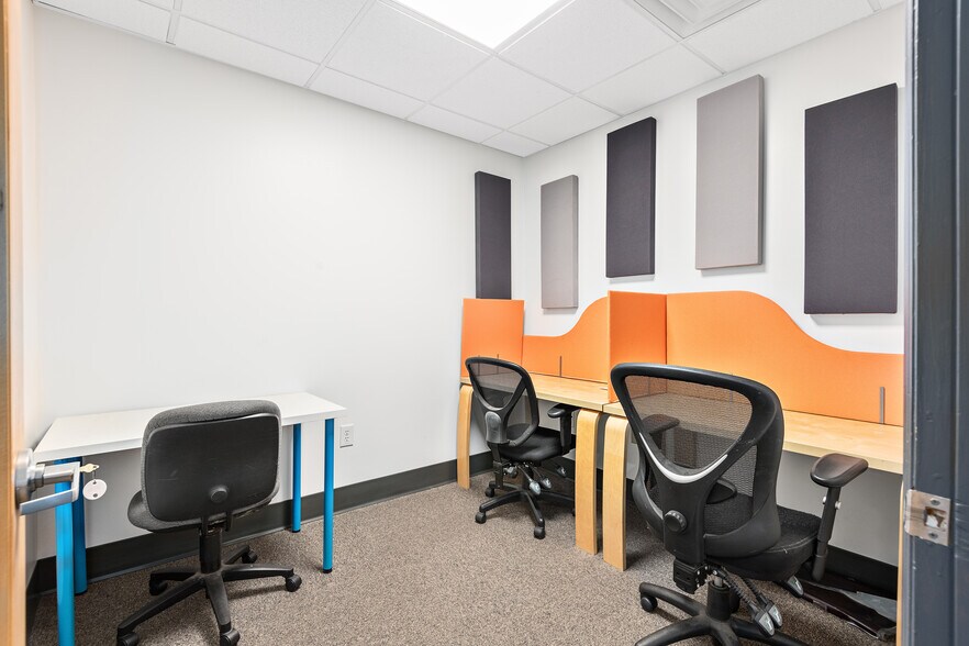 More Photos Of 53 S French Broad Ave, Asheville Medical For Lease