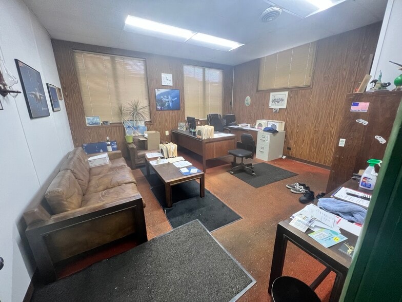 More Photos Of 2141 Kennedy Ave, Baltimore Warehouse For Sale