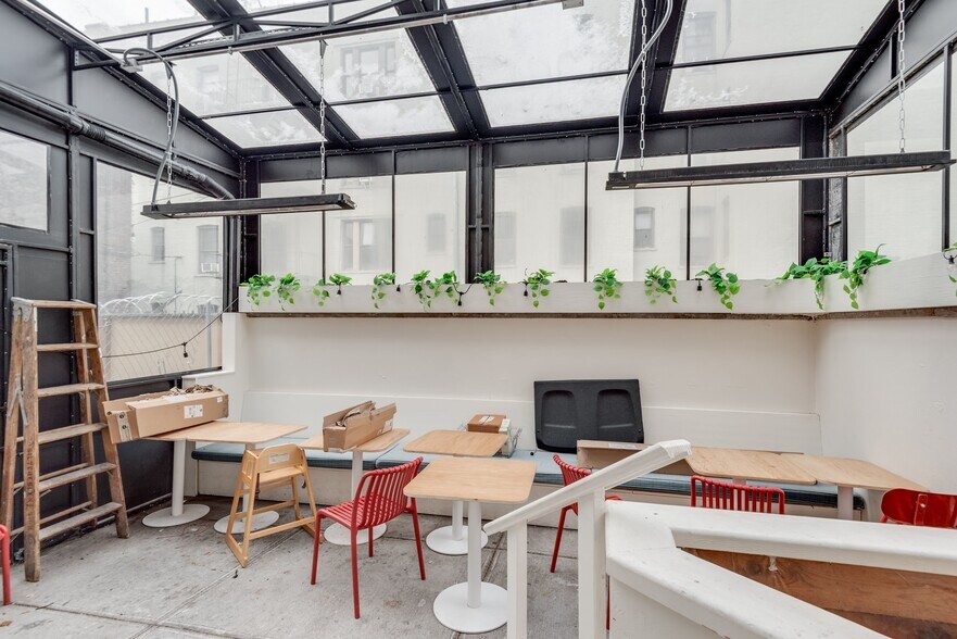 More Photos Of 626 Vanderbilt Ave, Brooklyn Apartments For Sale
