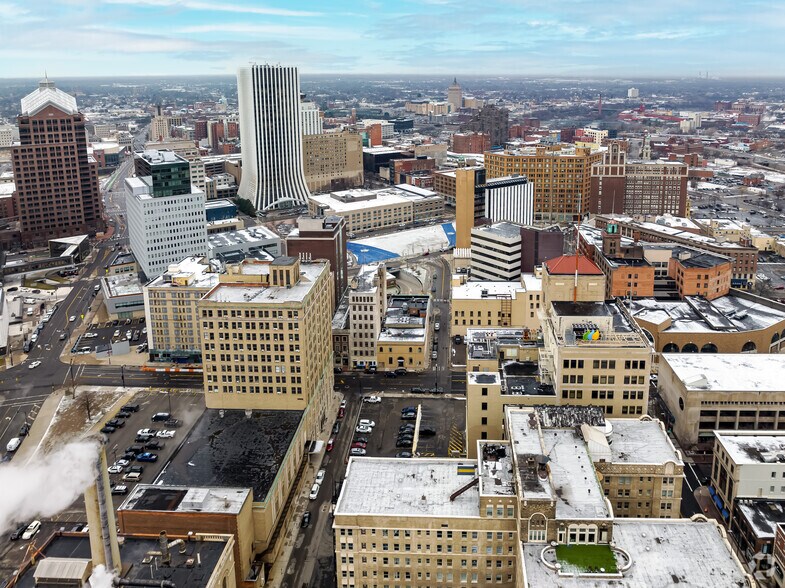 More Photos Of 35 Chestnut St, Rochester Apartments For Sale