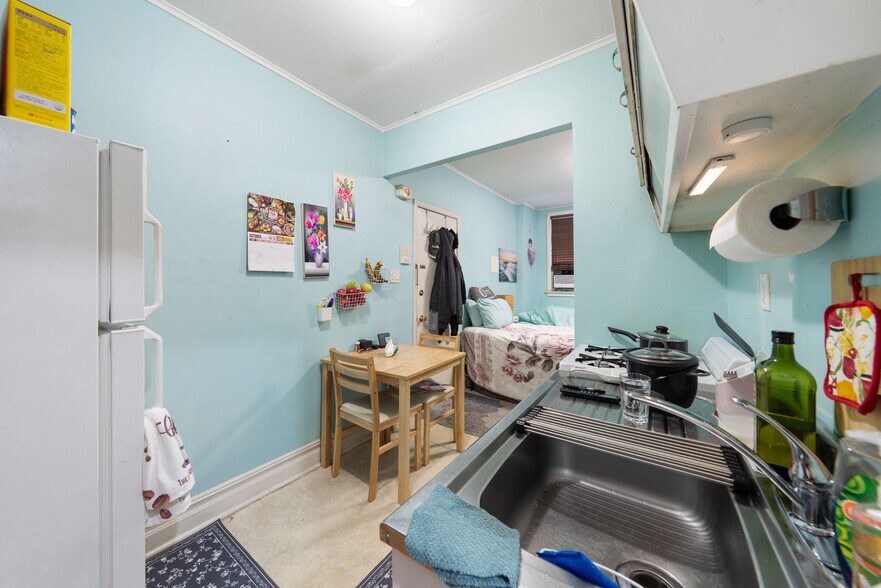 More Photos Of 530 57th St, West New York Storefront Retail Residential For Sale