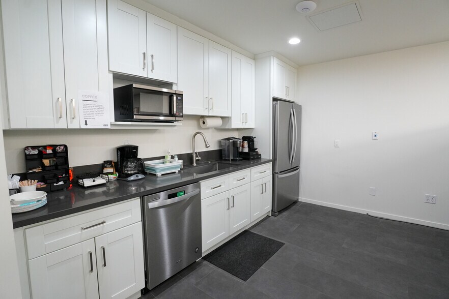 More Photos Of 11227-11229 Valley Blvd, El Monte Office For Sale