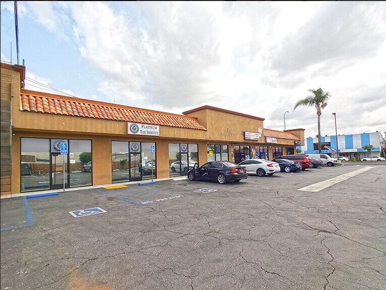 More Photos Of 6033 Atlantic Blvd, Maywood Unknown For Lease