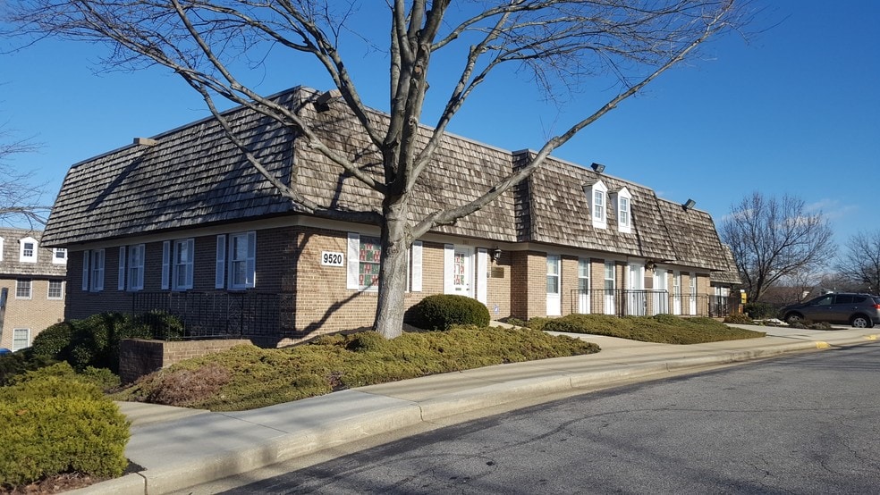More Photos Of 9520 Marlboro Pike, Upper Marlboro Office For Sale