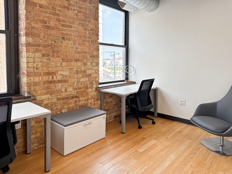 More Photos Of 1918 N Mendell St, Chicago Coworking Space