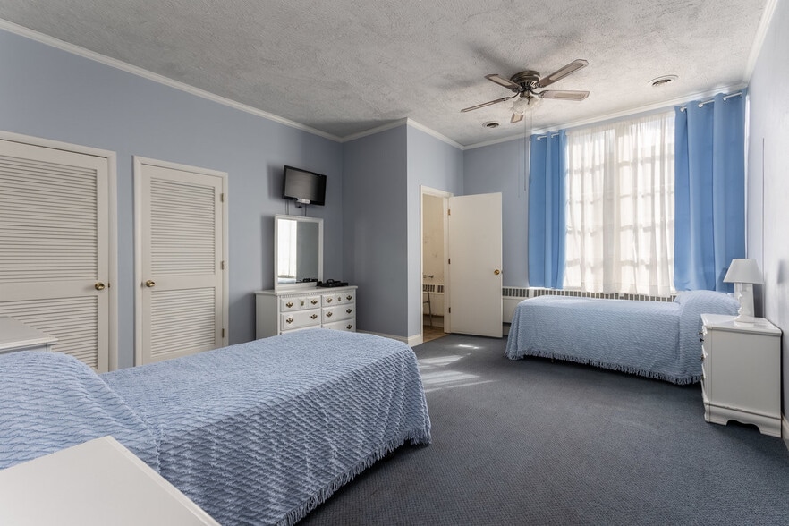 More Photos Of 8 Rainbow Ln, Waynesboro Assisted Living For Sale