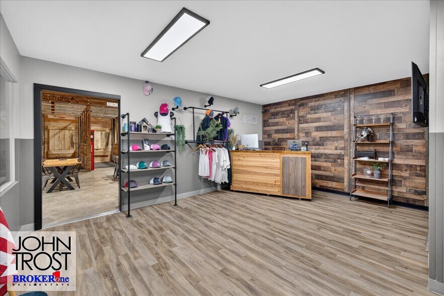 More Photos Of 801 N Center St, Casper Freestanding For Sale