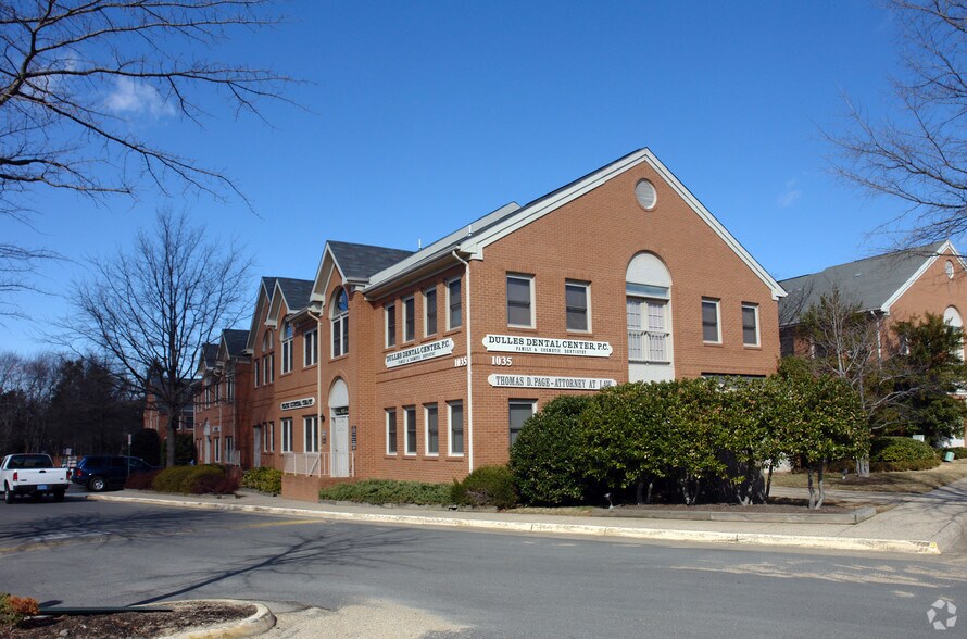 More Photos Of 1035 Sterling Rd, Herndon Office For Lease