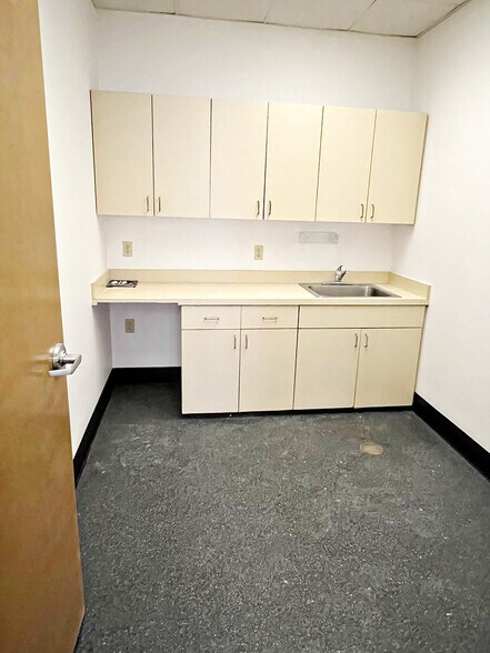 More Photos Of 1800 NW 167th Pl, Beaverton Unknown For Lease