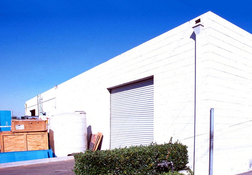 More Photos Of 14509 Best Ave, Norwalk Manufacturing For Lease