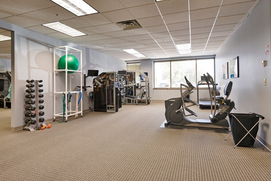 More Photos Of 7767 Elm Creek Blvd N, Maple Grove Medical For Sale