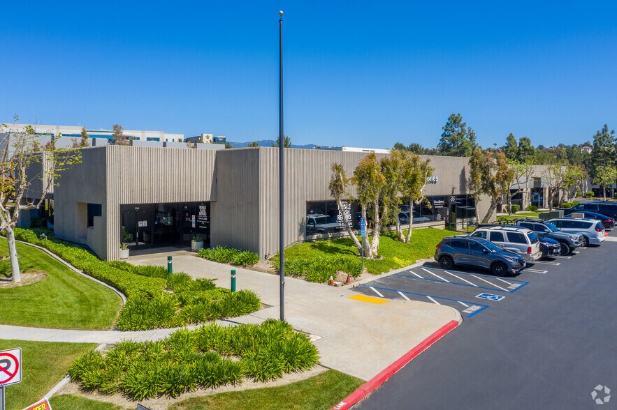 More Photos Of 900 Lane Ave, Chula Vista Office For Lease