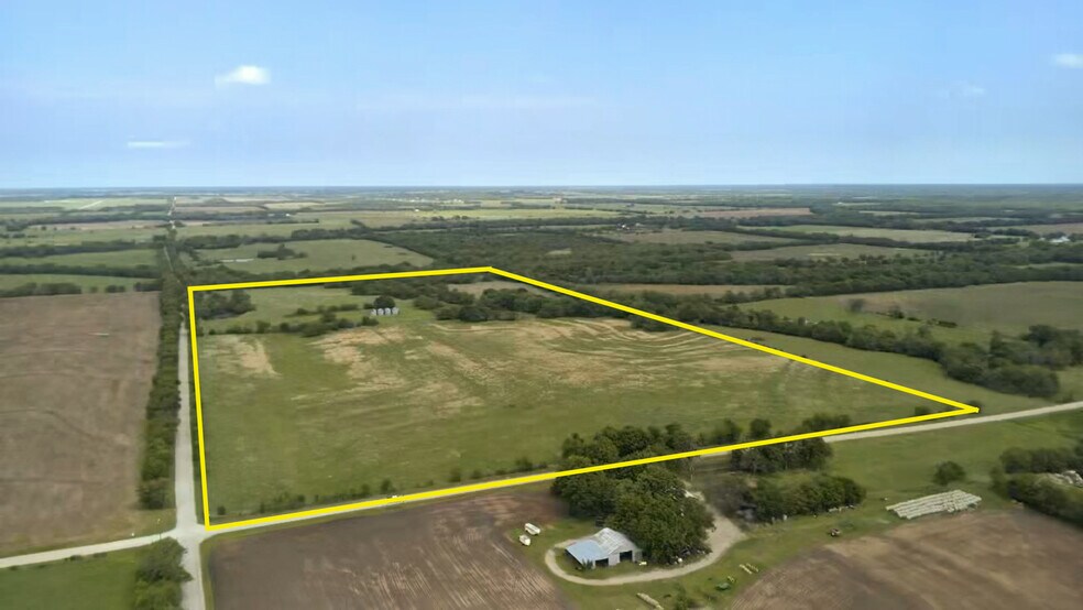 More Photos Of 214 20000 Rd, Cherryvale Land For Sale