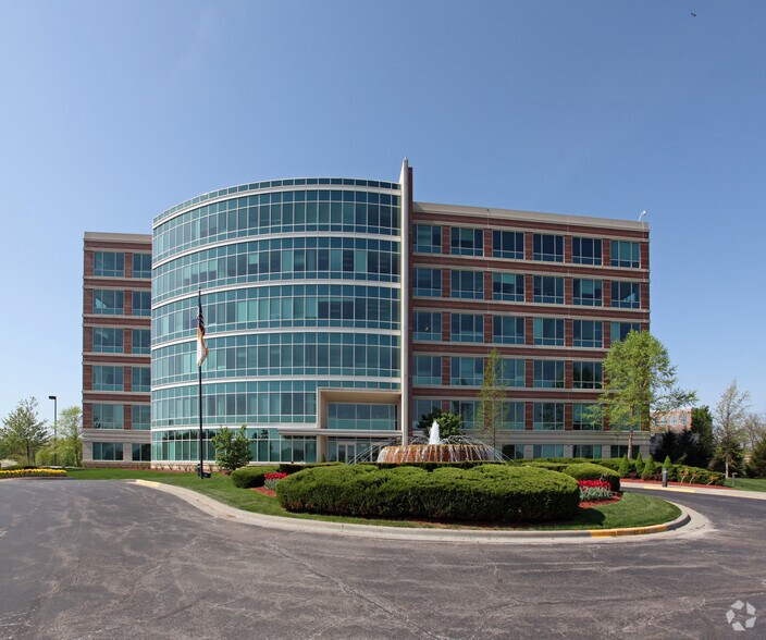 More Photos Of 11400 Tomahawk Creek Pky, Leawood Office For Lease