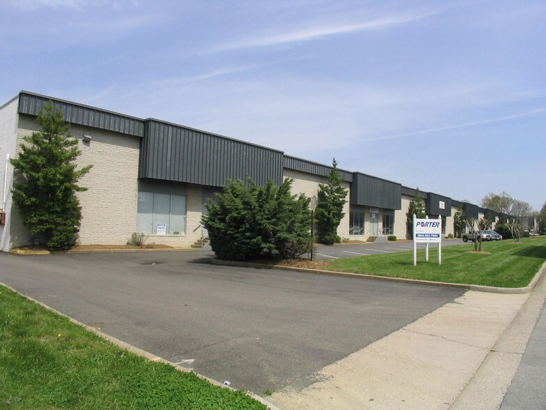 More Photos Of 4300-4326 Eubank Rd, Richmond Distribution For Lease