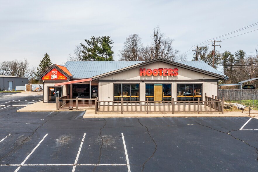 More Photos Of 241 Eastern Byp, Richmond Restaurant For Lease