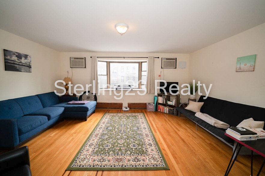 More Photos Of , Astoria General Retail For Sale