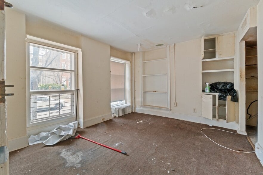 More Photos Of 2620 Maryland Ave, Baltimore Multifamily For Sale