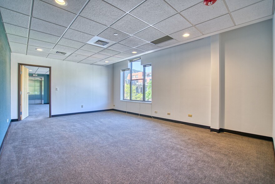 More Photos Of 1100 Spruce St, Boulder Storefront Retail Office For Lease