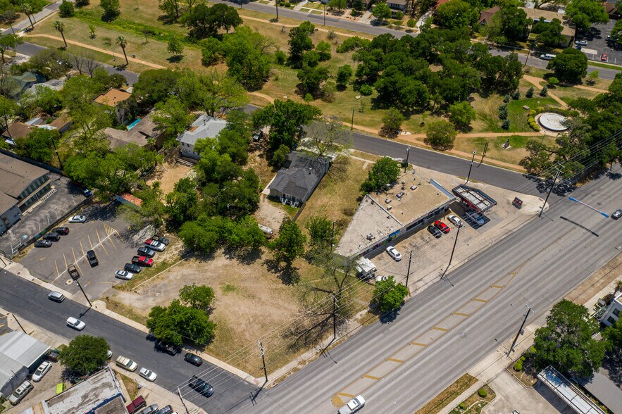 More Photos Of 3522 Broadway, San Antonio Land For Sale