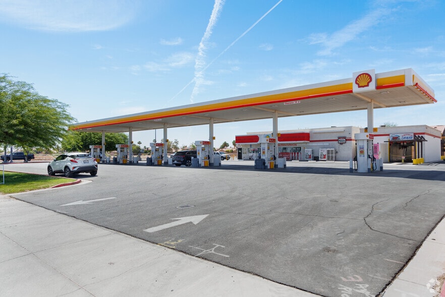 More Photos Of 1098 Cole Rd, Calexico Convenience Store For Sale