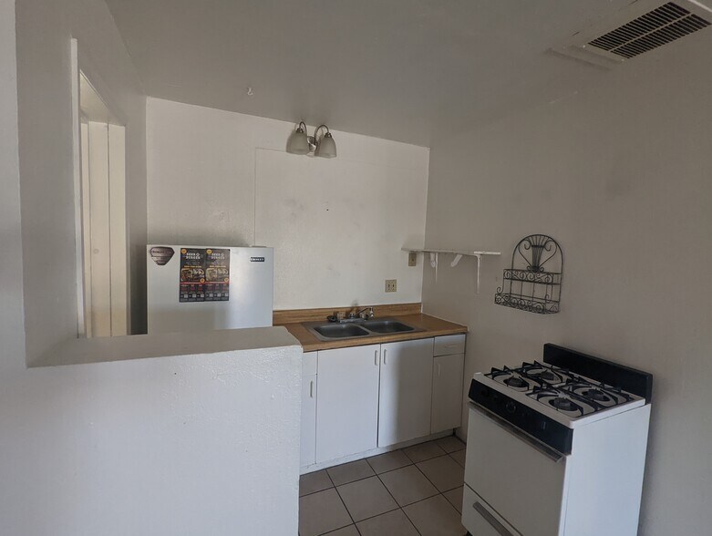 More Photos Of 2027 E Benson Hwy, Tucson Apartments For Sale