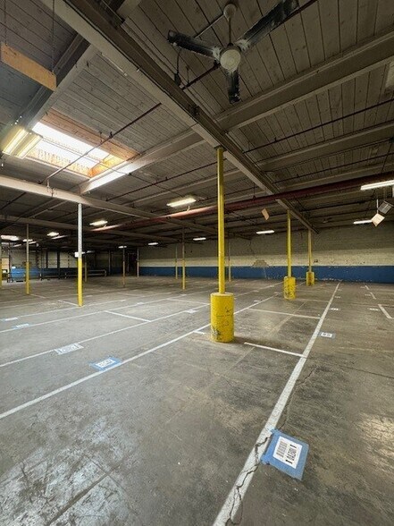 More Photos Of 95 Grand Ave, Pawtucket Manufacturing For Lease